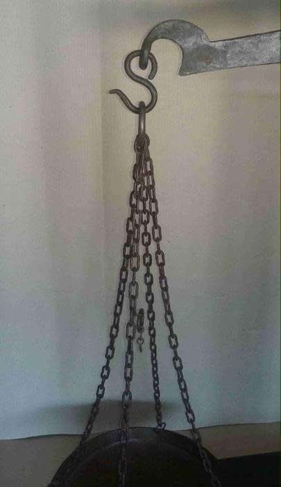 Vintage Iron scale. Really old