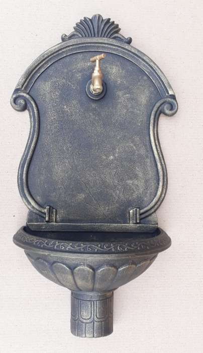 Wall Mounted Water Fountain