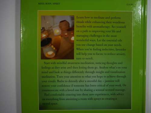 Meditations and Rituals Using Aromatherapy Oils - Hardcover - Gill Farrer