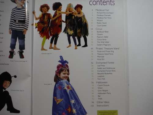 Kid`s Dress-Up & Parties (SOFTCOVER) The Australian Women`s Weekly Craft Library