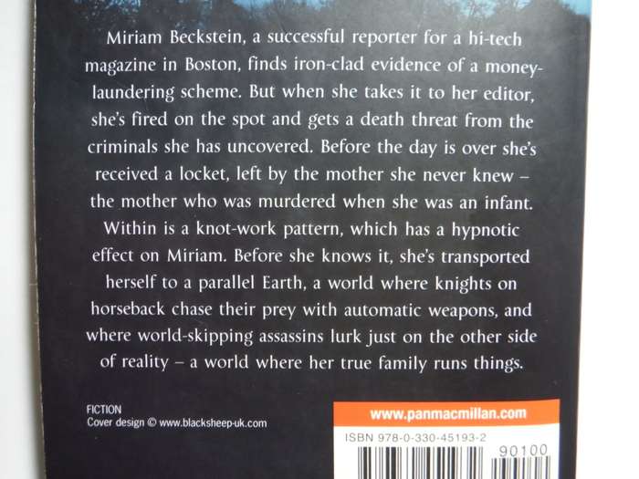 The Family Trade : Book One of the Merchant Princes - Paperback - Charles Stross