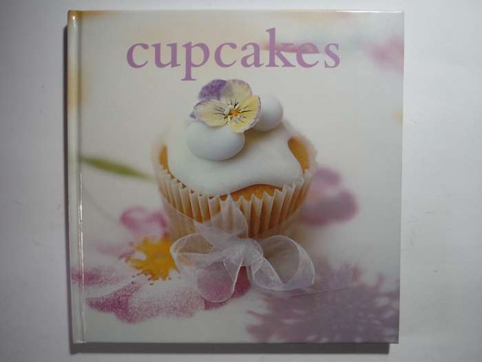 Cupcakes - Hardcover - Bounty Books