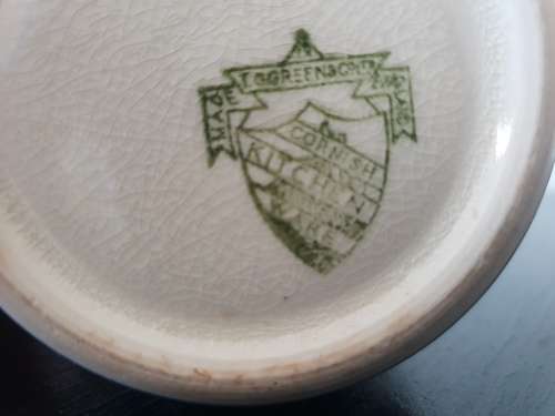 LARGE 12 cm x 7.5 cm!!!! Cornish Kitchen Ware!! TG Green and Co ltd. Made in England Salt Shaker!!