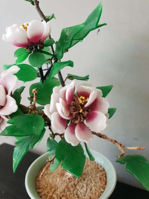 Absolutely Stunning Oriental Glass Plant!!