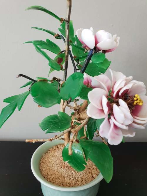 Absolutely Stunning Oriental Glass Plant!!