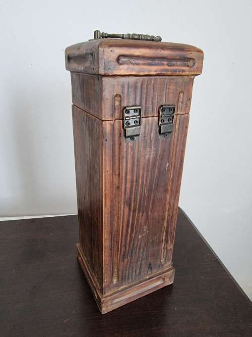 Beautiful Wood Gift Box for Wine.