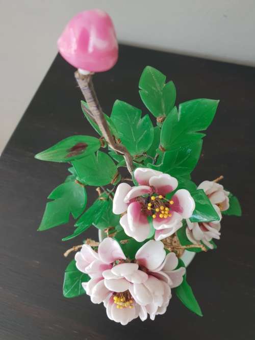 Absolutely Stunning Oriental Glass Plant!!
