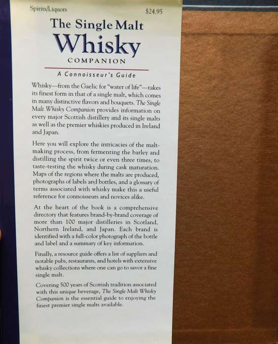 THE SINGLE MALT WHISKEY COMPANION - Helen Arthur
