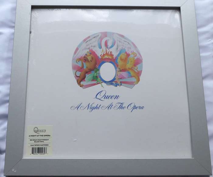 FRAMED ALBUM - QUEEN A NIGHT AT THE OPERA (SEALED) 180 Gram