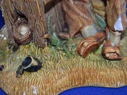Naturecraft  England "Grand Finale" Figure