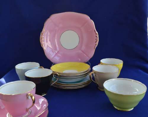 Adderley Harlequin Tea Set - 16 Piees