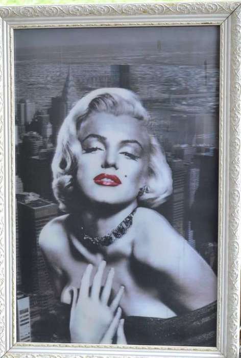 Marilyn Monroe 3D Holographic Poster - Framed