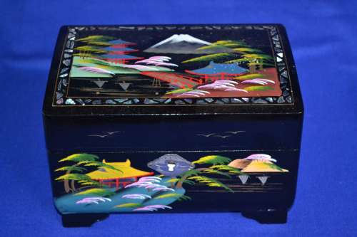 Vintage Black Lacquer Japanese Musical Jewellery Box