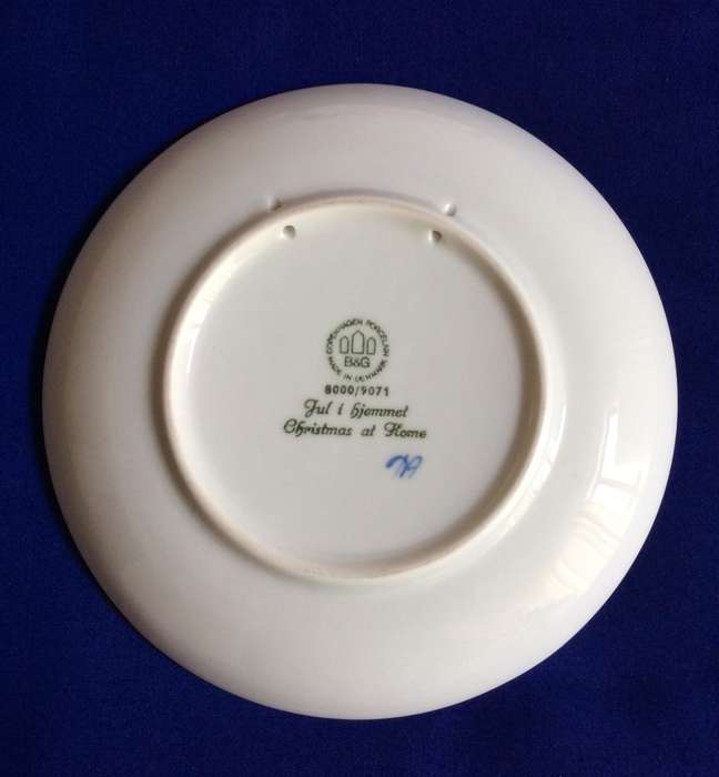 Bing and Grondahl Collectable Christmas Plate 1971