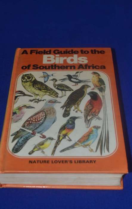 A Field Guide to the Birds of Southern Africa By O.P.M. Prozesky