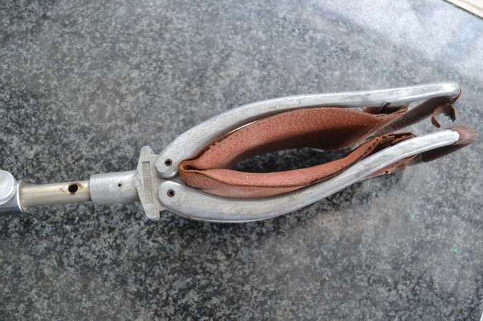 Vintage Shooting / Walking Stick with Fold Out Seat - Made in England