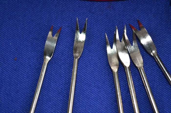 Vintage Pewter Singapore Merlion  Containing Six Merlion Cocktail forks