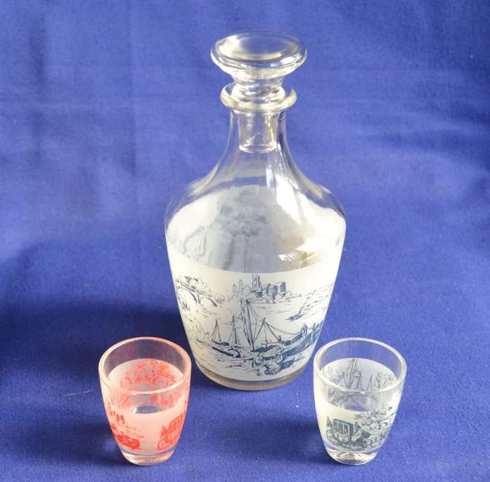 Vintage Luminarc Carafe with Stopper and Two Shot glasses