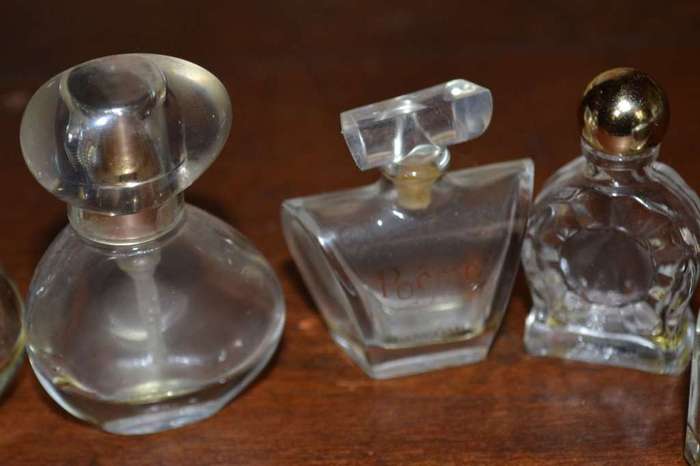 Vintage Collectable Miniature Perfume Bottles - 8 Pieces