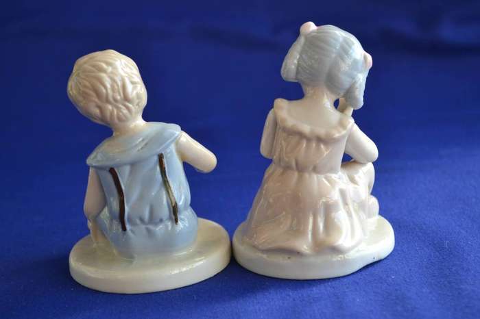 Heritage Porcelain Figurines "Puppy Love" and Girl & Kitten"
