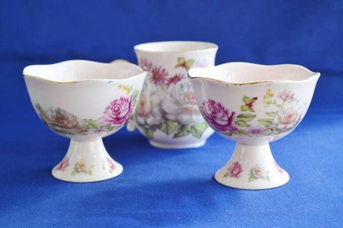 Smart Cook Czech Republic Porcelain Mug & 2 Footed Bowls