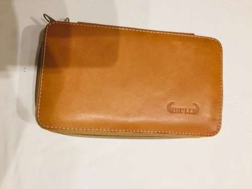 GENUINE LEATHER `BULL` PEN & PENCIL HOLDER CASE TAN IN COLOUR, EXCELLENT CONDITION- MULTIPLE ITEMS