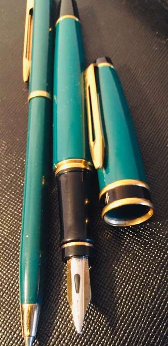 VINTAGE GREEN WATERMAN EXPERT FOUNTAIN PEN + GREEN WATERMAN PREFACE PENCIL+ WATERMAN LEATHER CASE