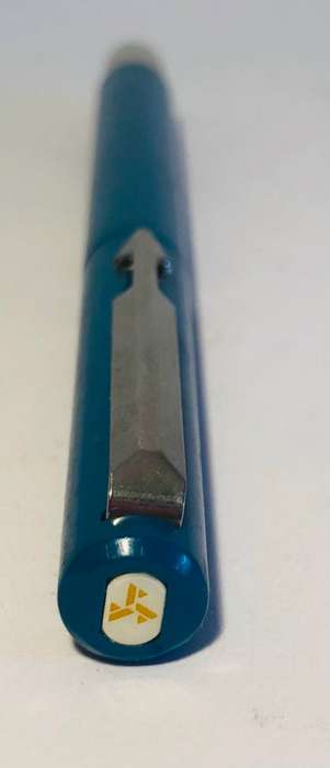 VINTAGE PARKER VECTOR BLUE-GREEN ROLLERBALL PEN IN EXCELLENT CONDITION