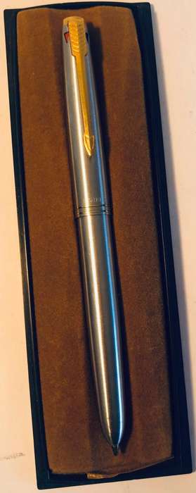 PARKER MULTI-INK STAINLESS STEEL AND GOLD BALLPOINT PEN IN BOX