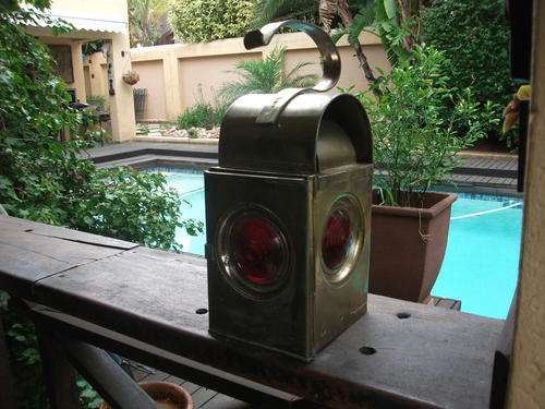 WOULD SAY VINTAGE,  METALIX  RAILWAY LAMP