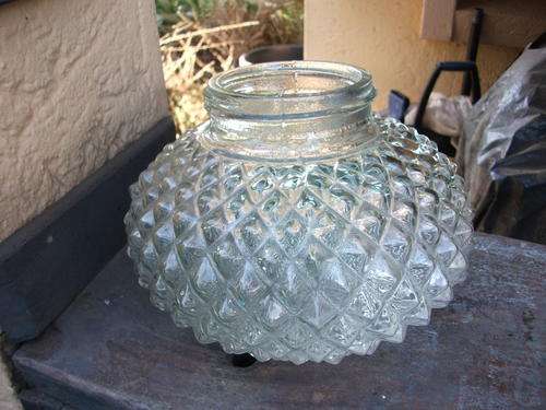 HOBNAIL STYLE VINTAGE???? OR OLD BATHROOM LIGHT FITTING 6 INCH GALLERY