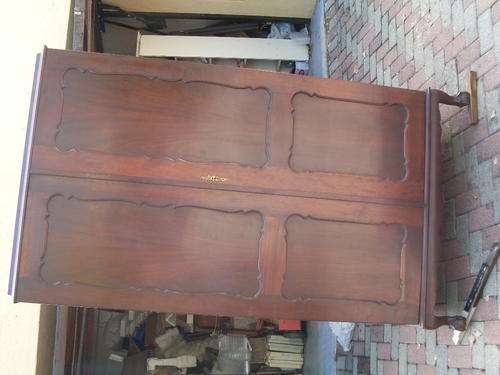 REDUCED! MAGNIFICENT VINTAGE MAHOGANY (MY OPINION) WADROBE/CUPBOARD TWO DOOR. MAGIC PIECE