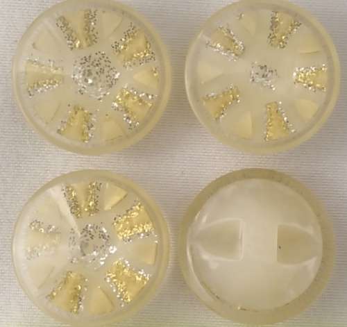 17 x Cream and Gold Resin Buttons, 12mm