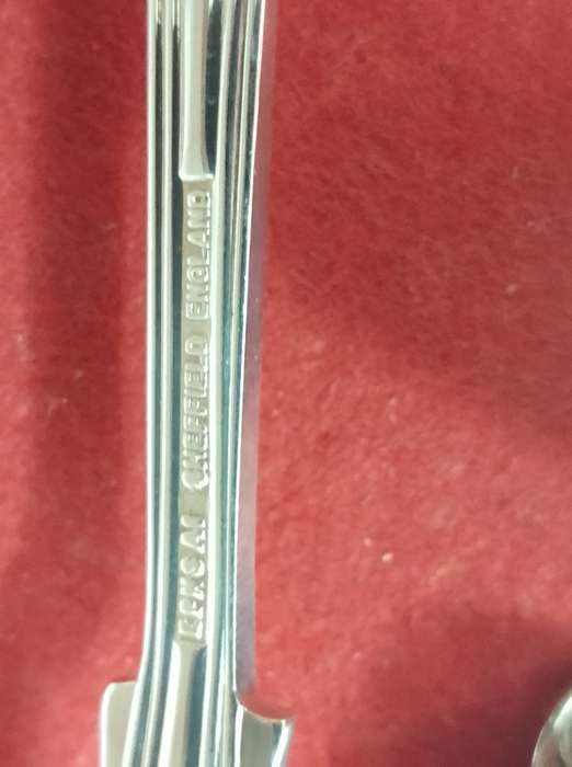 6 place setting Sheffield silver plated cutlery set