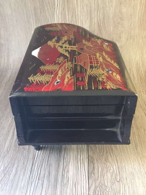 Vintage Wooden Music Box, Made in Japan, Working. 24cm x 16cm x 14 cm