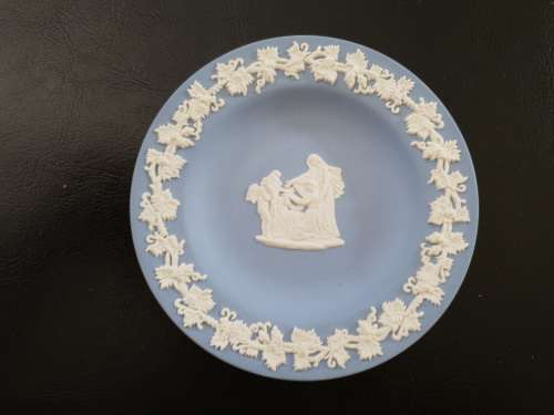 wedgwood jasper-blue plate-angels