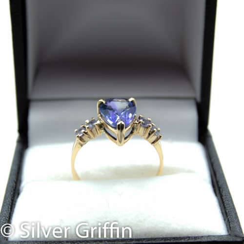 *2.84 tcw 100% Natural Tanzanite Ring  9ct Solid  Gold.