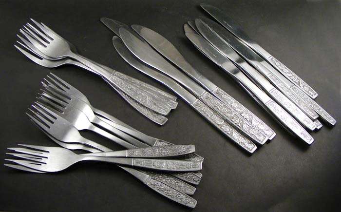 Bargain Vintage Selection of Stainless Cutlery - Knives and Forks - 24 pieces - Good Quality