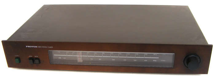 Vintage PROTON 420 (NAD) stereo tuner - good and working condition - Made by NAD factory