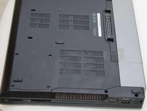 Dell Latitude e6510 i5 laptop  2.53GHZ(M540) 4GB DDr3 - 250GB hDD - wifi - 3G - Needs battery