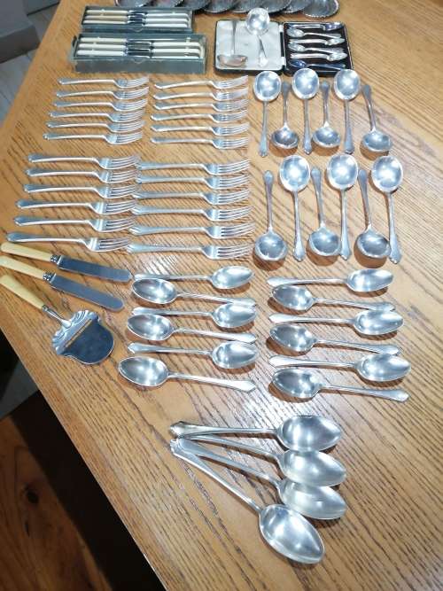 Mappin and Webb cutlery set