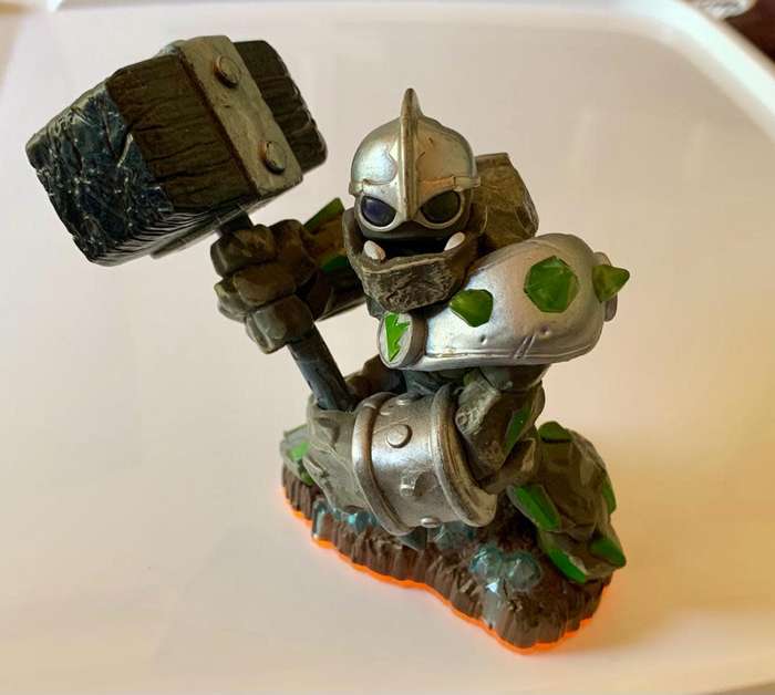 Skylander Giants - Crusher