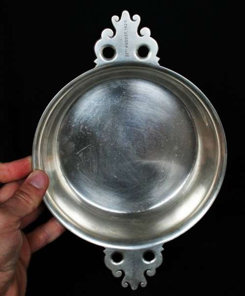 *WAKELY & WHEELER*SCARCE HALLMARK SILVER LONDON CIRCA 1927 QUAICH BOWL - VALUE R4800