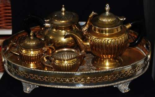 *TEA/COFFEE*SILVER PLATED TEA/COFFEE SET WITH MATCHING LARGE FOOTED GALLERY TRAY