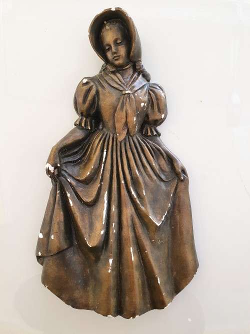 Voortrekker Chalkware woman/girl wall decor figurine