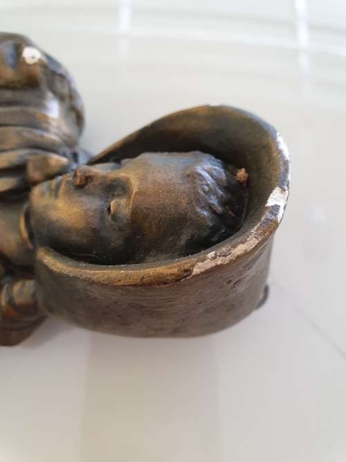 Voortrekker Chalkware woman/girl wall decor figurine