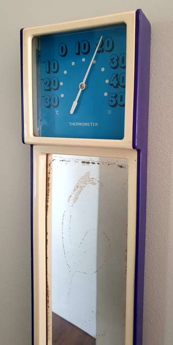 Retro Bakelite Mirror Thermometer