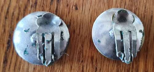 Vintage Springbok clip on earrings