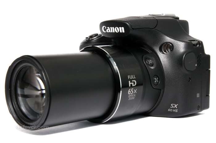 Canon Powershot SX60 HS 16.1MP Digital Camera 65x Optical Zoom Lens 3-inch LCD Tilt Screen (Black)