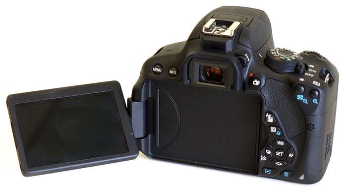 Canon EOS 700D DIGITAL SLR CAMERA BODY ONLY | 18.0 MP FULL HD